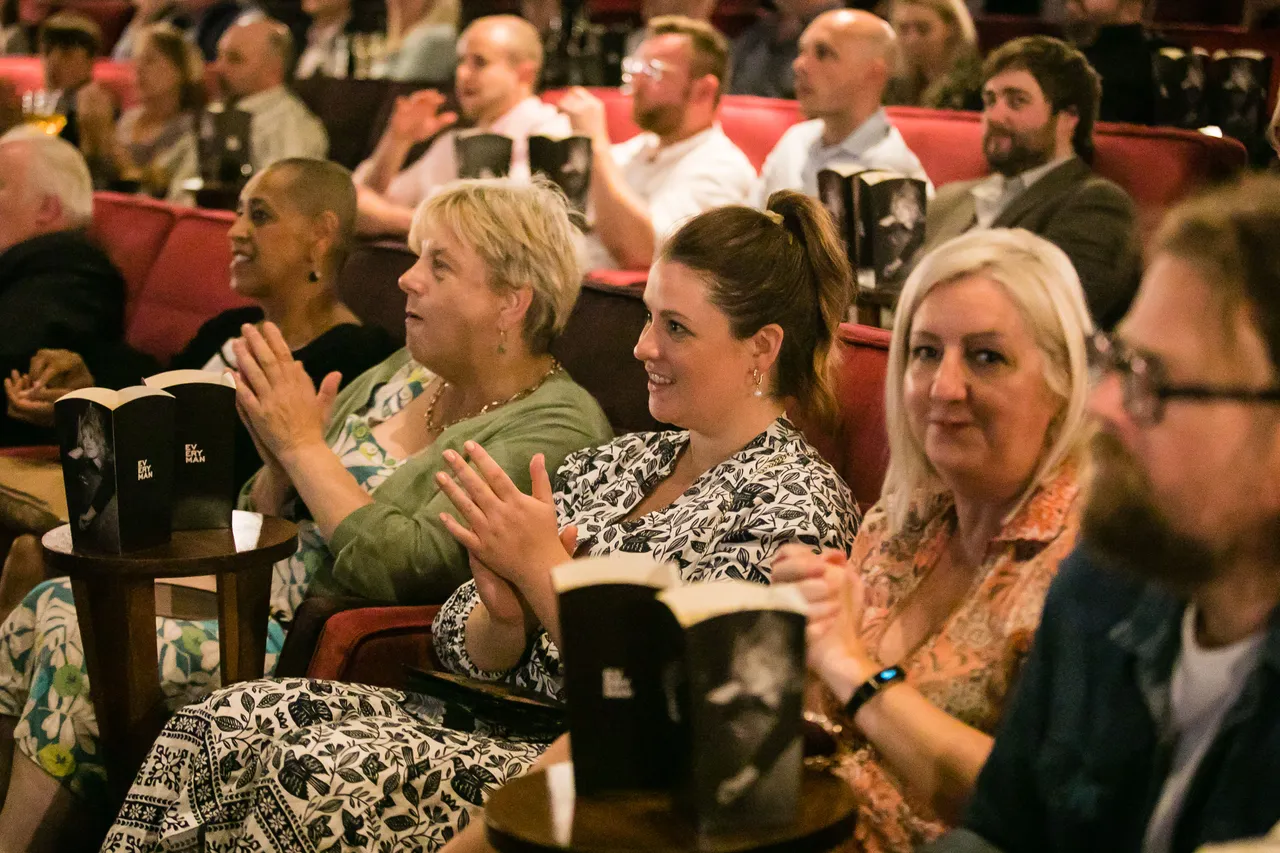 Hi_res-2135