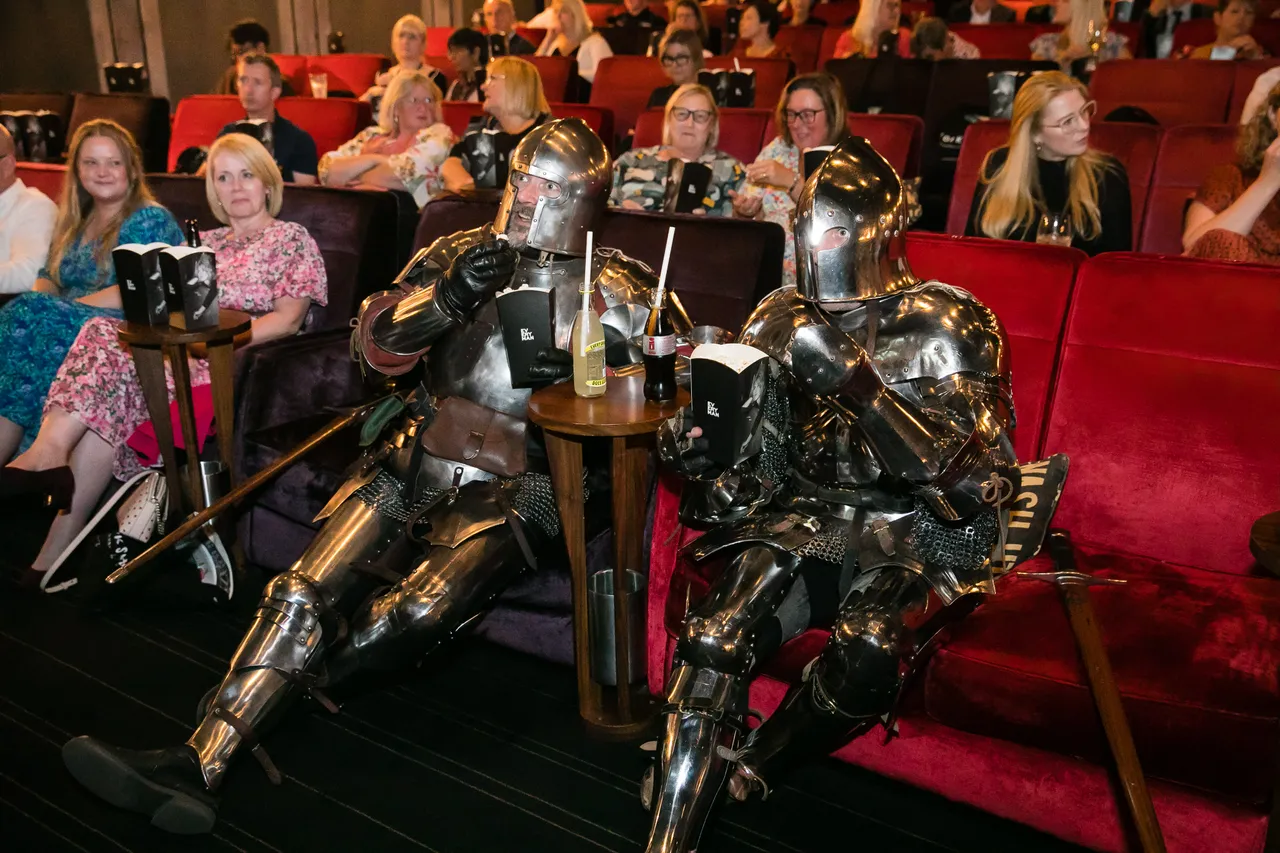 Hi_res-2121